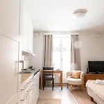 2ndhomes Compact By The Esplanade Park *