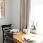 Apartamento 2ndhomes Compact By The Esplanade Park Helsinki