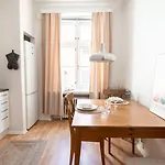 Apartamento 2ndhomes Compact By The Esplanade Park *