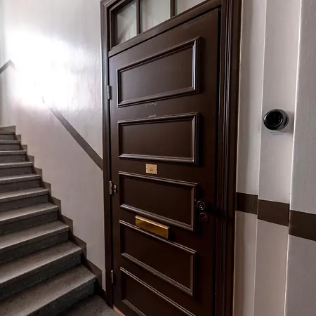 2ndhomes Compact By The Esplanade Park Appartement *