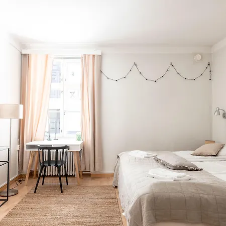 2ndhomes Compact By The Esplanade Park Helsinki